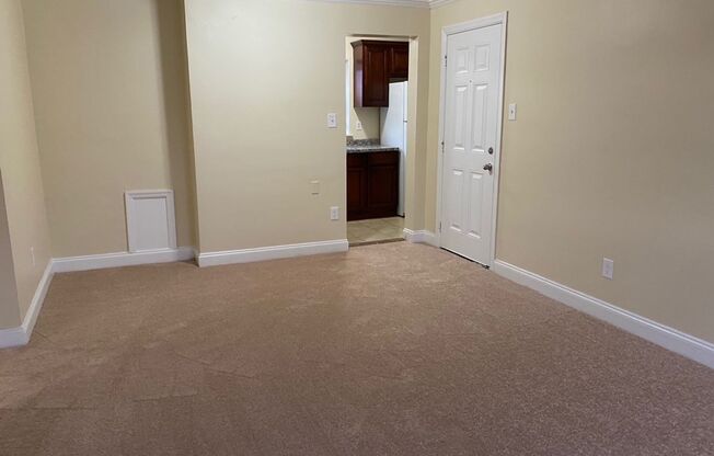 2 beds, 1 bath, $1,150, Unit 2764B