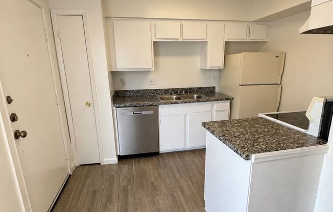 2 beds, 1.5 baths, $1,150, Unit # 506
