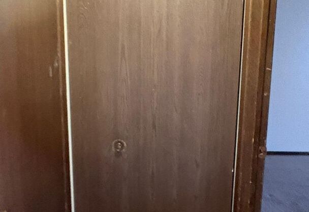 2 beds, 1.5 baths, 1,000 sqft, $1,450, Unit 8133-8133C