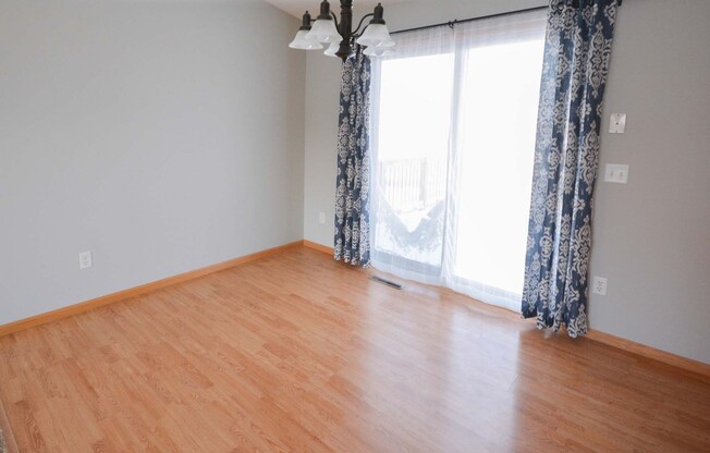 Move-In Ready4 BR with Large Yard!