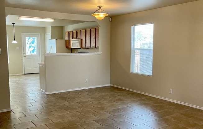8007 Misty Bluff