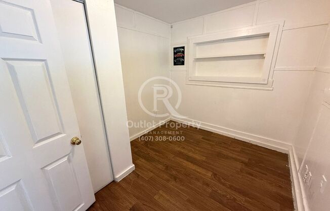 3 beds, 1 bath, $1,695