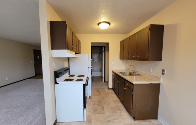 1 bed, 1 bath, 750 sqft, $895, Unit W 105