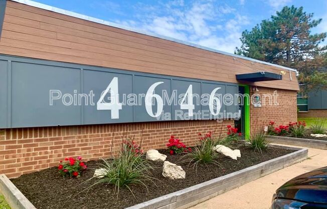 1 bed, 1 bath, 750 sqft, $650, Unit 127