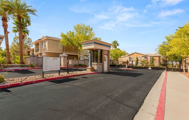 2 beds, 2 baths, $1,595, Unit # 822