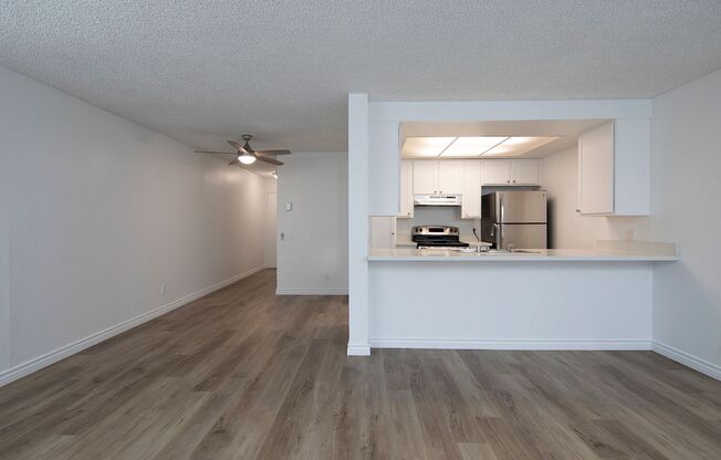 1 bed, 1 bath, 844 sqft, $2,495, Unit 302