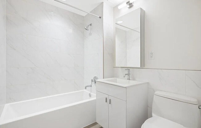 1 bed, 1 bath, 649 sqft, $2,875, Unit 408