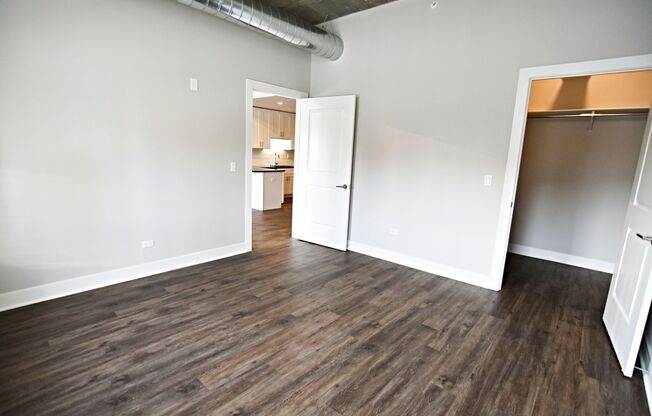 1 bed, 1 bath, 871 sqft, $3,150, Unit 3833-720