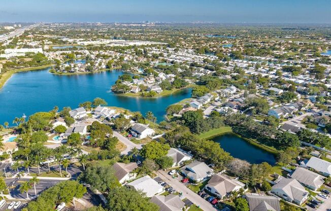 11110 SW 9TH PL DAVIE, FL 33324