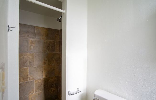 1 bed, 1 bath, $995, Unit 314