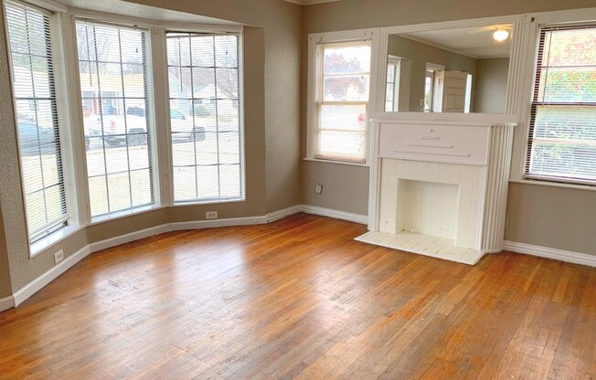 2123 30 ST