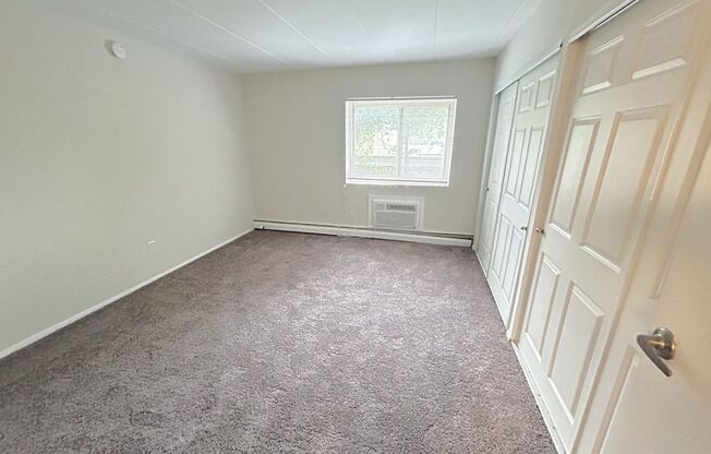 1 bed, 1 bath, 625 sqft, $1,189, Unit B214