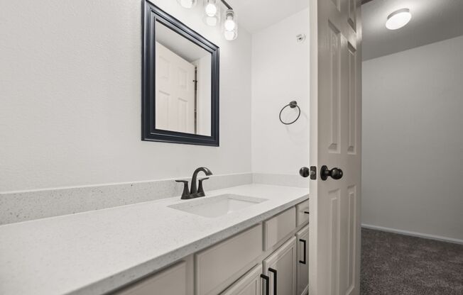 1 bed, 1 bath, $1,195, Unit 3102