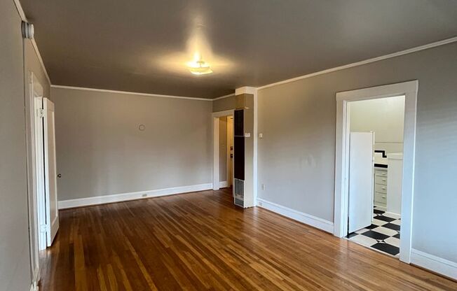 1 bed, 1 bath, $1,395, Unit 54