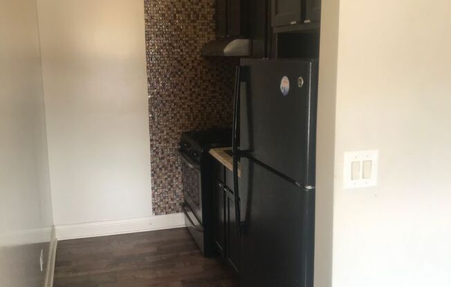 8000 Ashland Holdings LLC