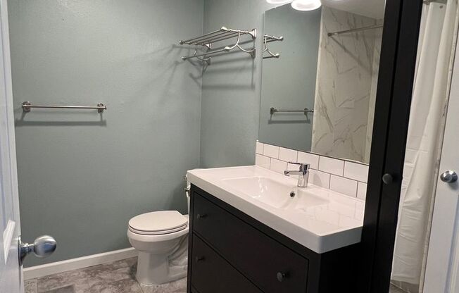 1 bed, 1 bath, $2,200, Unit #C 303