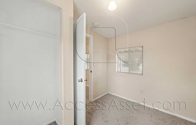 3 beds, 1 bath, $2,100