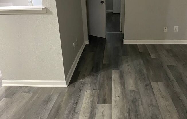 1 bed, 1 bath, 540 sqft, $1,100, Unit 103