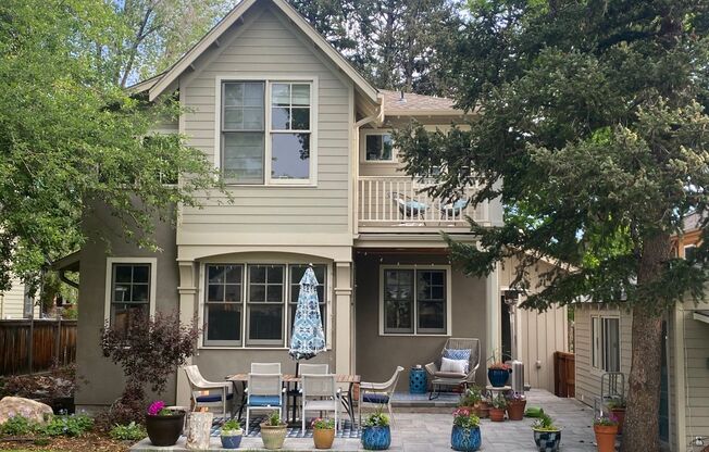 FULLY FURNISHED 4 BED/2.5 BATH HOME IN BOULDER AVAILABLE JULY 4TH!