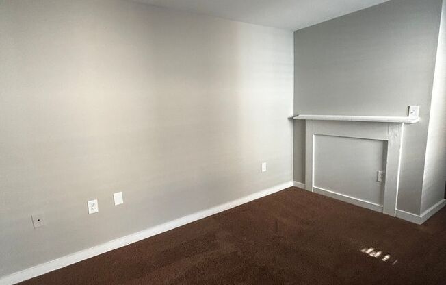 1 bed, 1 bath, 615 sqft, $1,250, Unit FC-07