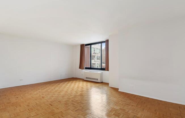 1 bed, 1 bath, 520 sqft, $2,995, Unit 9R