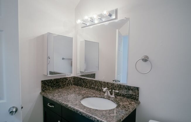 2 beds, 1.5 baths, 940 sqft, $2,650, Unit 12-A