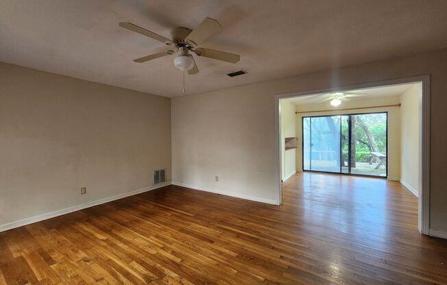 3 beds, 1 bath, $1,550