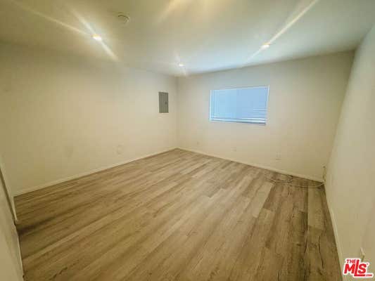 229 E 85 ST