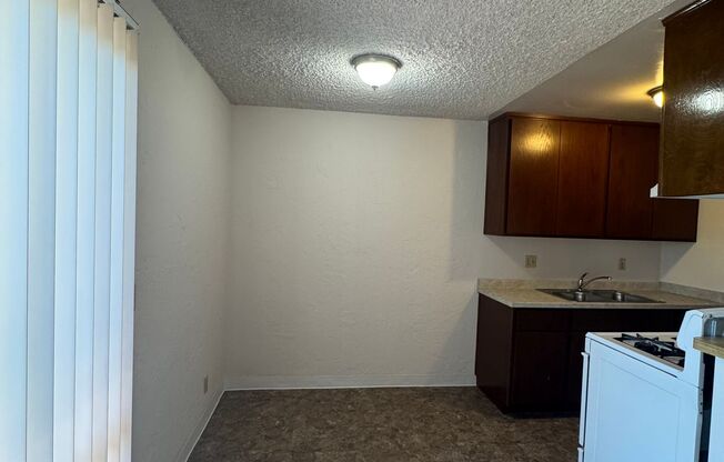 Charming 1-Bed, 1-Bath Apartment in Harbor City - $1,800.00 ALL UTILITIES INCLUDED !!! & Parking