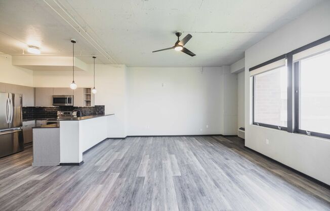 1 bed, 1 bath, 800 sqft, $1,690, Unit 313