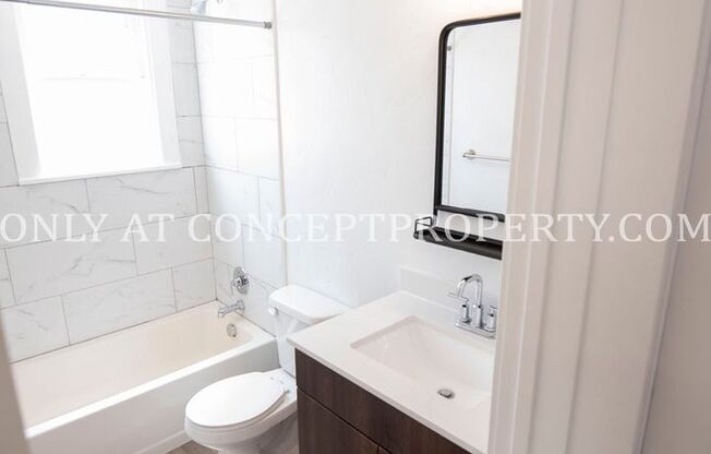 Studio, 1 bath, 285 sqft, $999, Unit 15