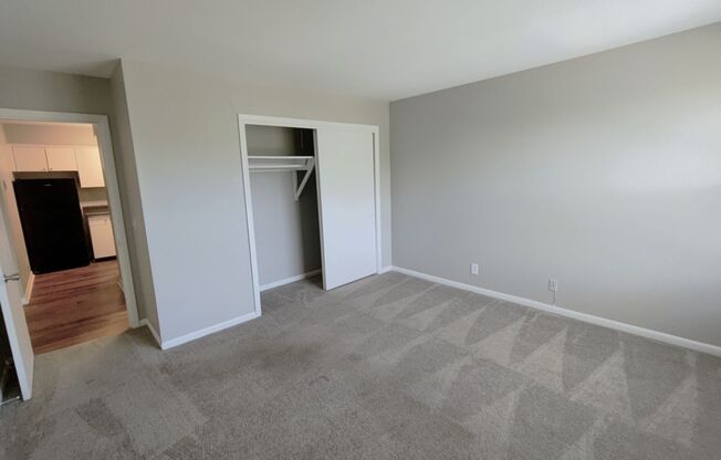 1 bed, 1 bath, 825 sqft, $1,099