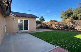 3 beds, 2 baths, $2,800