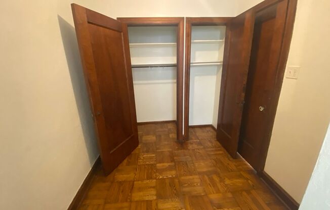 Studio, 1 bath, 400 sqft, $825, Unit 218