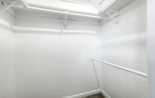 3 beds, 1.5 baths, $2,995, Unit 12