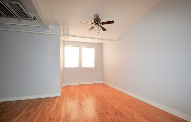Studio, 1 bath, 600 sqft, $1,350, Unit 4824-GR