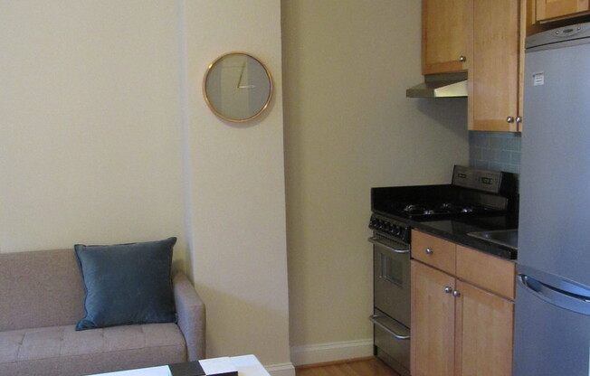 Studio, 1 bath, 407 sqft, $1,795, Unit H407