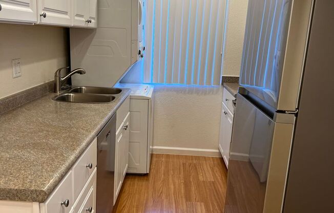 Canyon Club Apartments