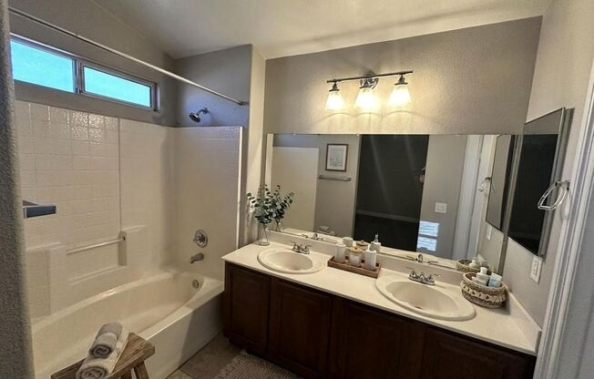 Southern Highlands Gated Single Story