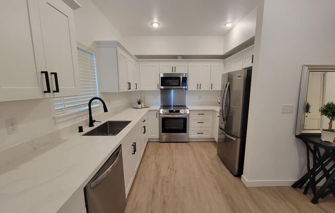 2 beds, 2 baths, 866 sqft, $1,795, Unit 30-103