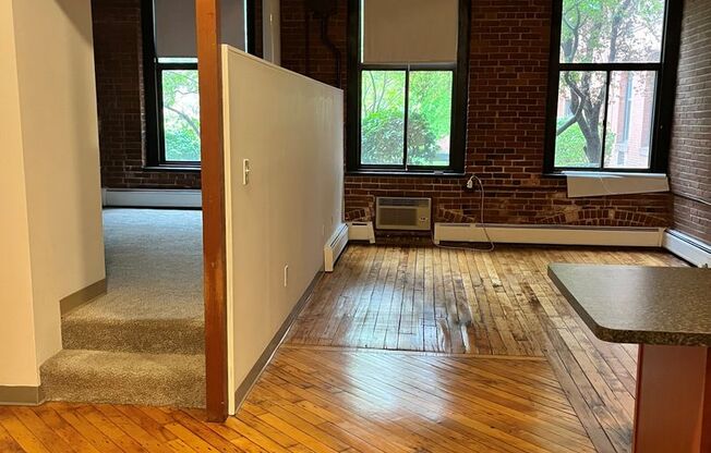 1 bed, 1 bath, 626 sqft, $1,750, Unit 45-107