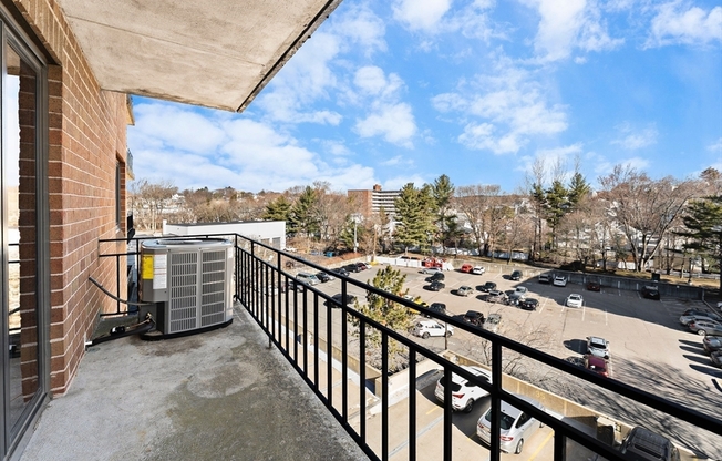 2 beds, 2 baths, 986 sqft, $3,495, Unit 511