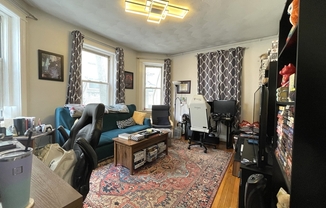 109 STRATHMORE RD