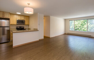 1 bed, 1 bath, 741 sqft, $1,569, Unit 406