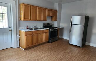 3 beds, 1 bath, 1,184 sqft, $1,095, Unit 433 ATLANTIC AVE. #2