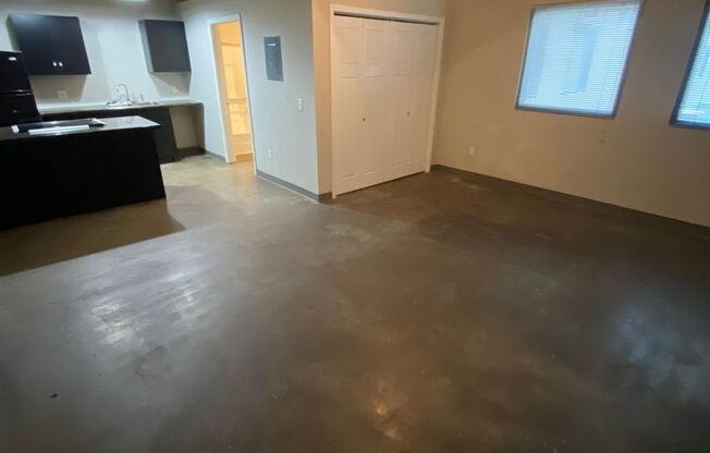 Studio, 1 bath, 438 sqft, $625, Unit 649