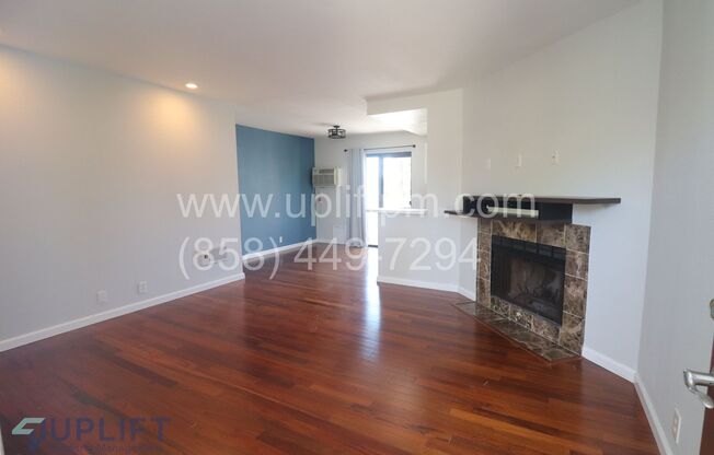 2BR/2BA HOME w/ FIREPLACE, BALCONY, A/C, PARKING