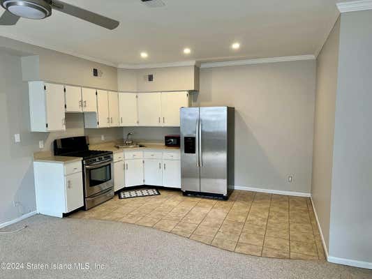 2 beds, 1 bath, 1,000 sqft, $2,400, Unit # SIDE