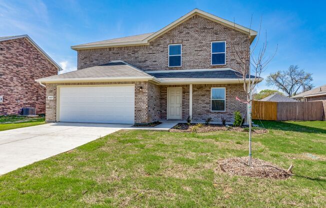 This Gorgeous 5 bedroom 3 bathroom PLUS study home is move-in ready!!
