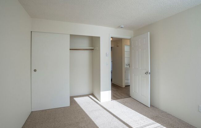 2 beds, 1 bath, $1,490, Unit UNIT 1